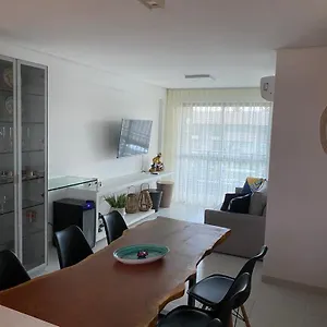https://flat-encantador-a-beira-mar-de-muro-alto.portodegalinhashotels.com